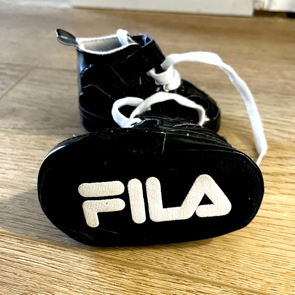 Fila baby shoes 0-3m